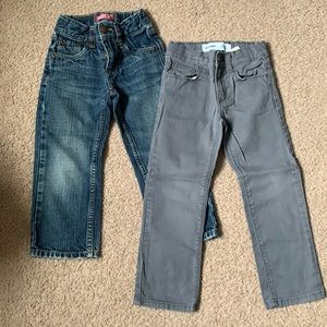 BOYS 3T/4T LEVIS & OLD NAVY JEANS